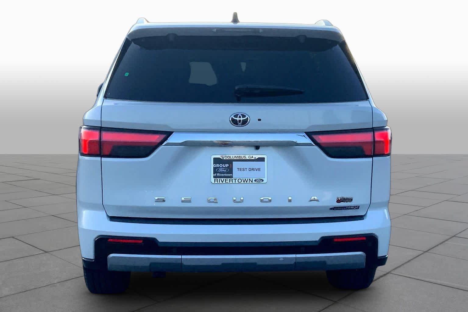 Used 2026 Toyota Sequoia Limited AWD/4WD image 5