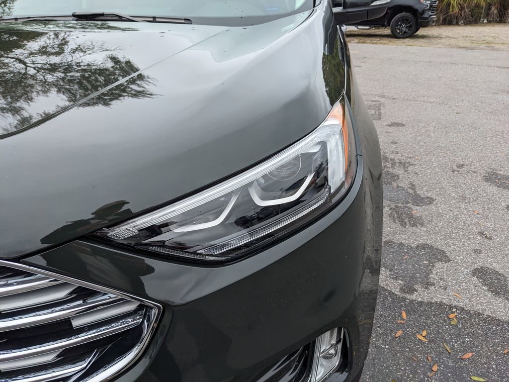 Certified 2022 Ford Edge Titanium w/ Equipment Group 301A image 12