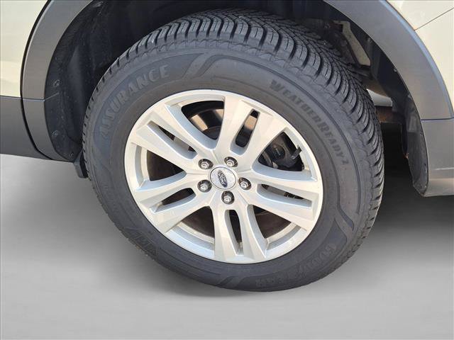 Certified 2018 Ford Explorer XLT w/ Equipment Group 202A AWD/4WD image 10