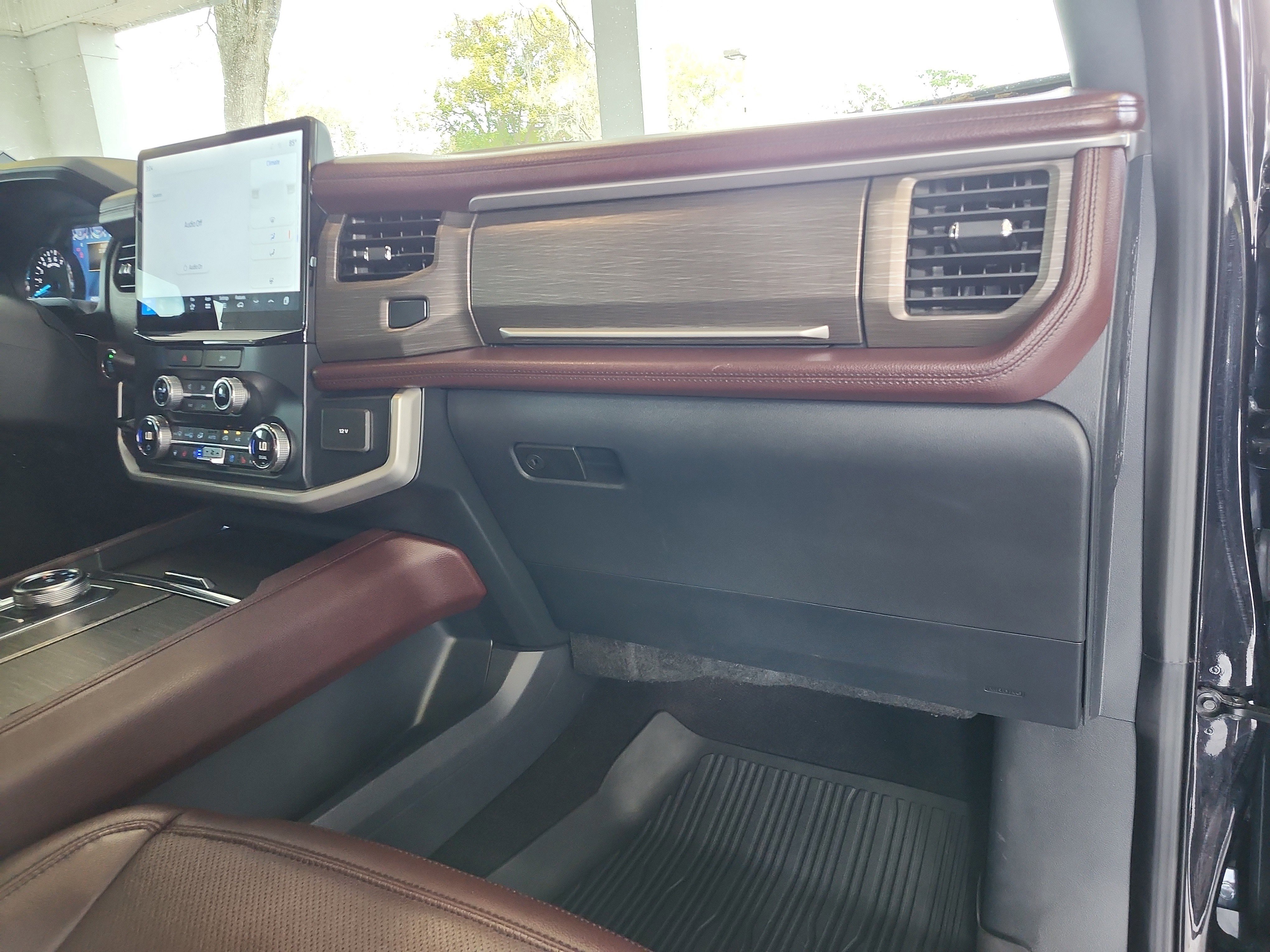 Certified 2022 Ford Expedition Max Limited image 22