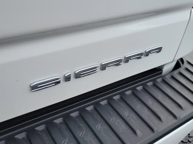 Used 2023 GMC Sierra 1500 Denali image 13