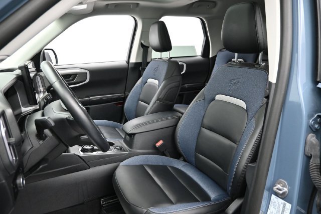 Certified 2025 Ford Bronco Sport Outer Banks w/ Outer Banks Tech Package+ AWD/4WD image 11