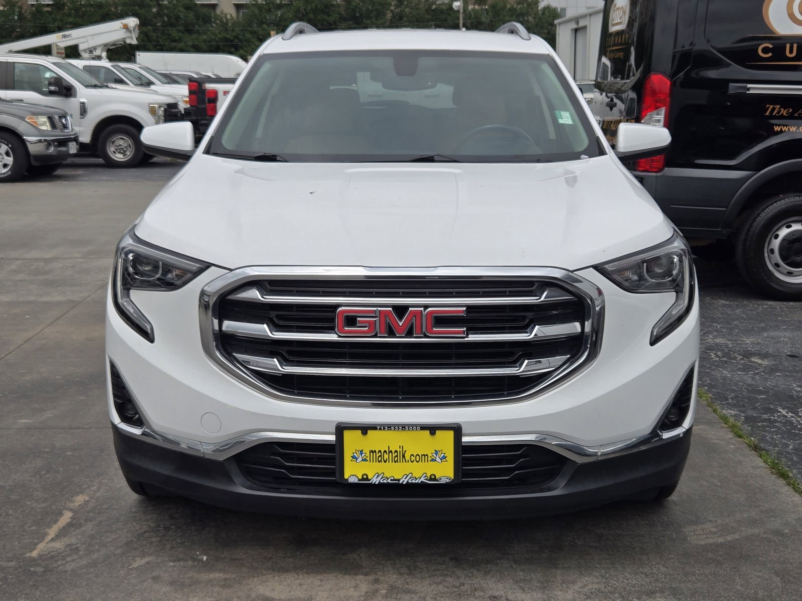 Used 2019 GMC Terrain SLT w/ Preferred Package FWD image 2