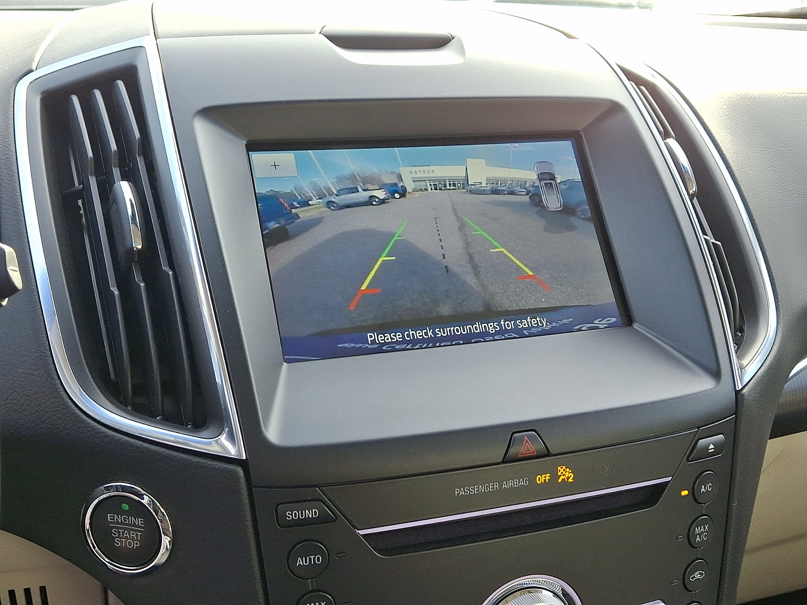 Certified 2019 Ford Edge Titanium w/ Cold Weather Package image 24