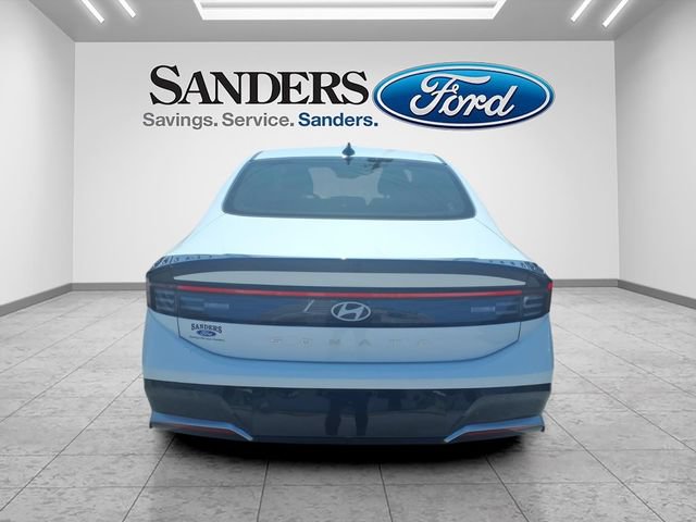 Used 2025 Hyundai Sonata SEL FWD image 3