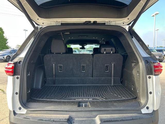 Used 2023 Chevrolet Traverse LT FWD image 6