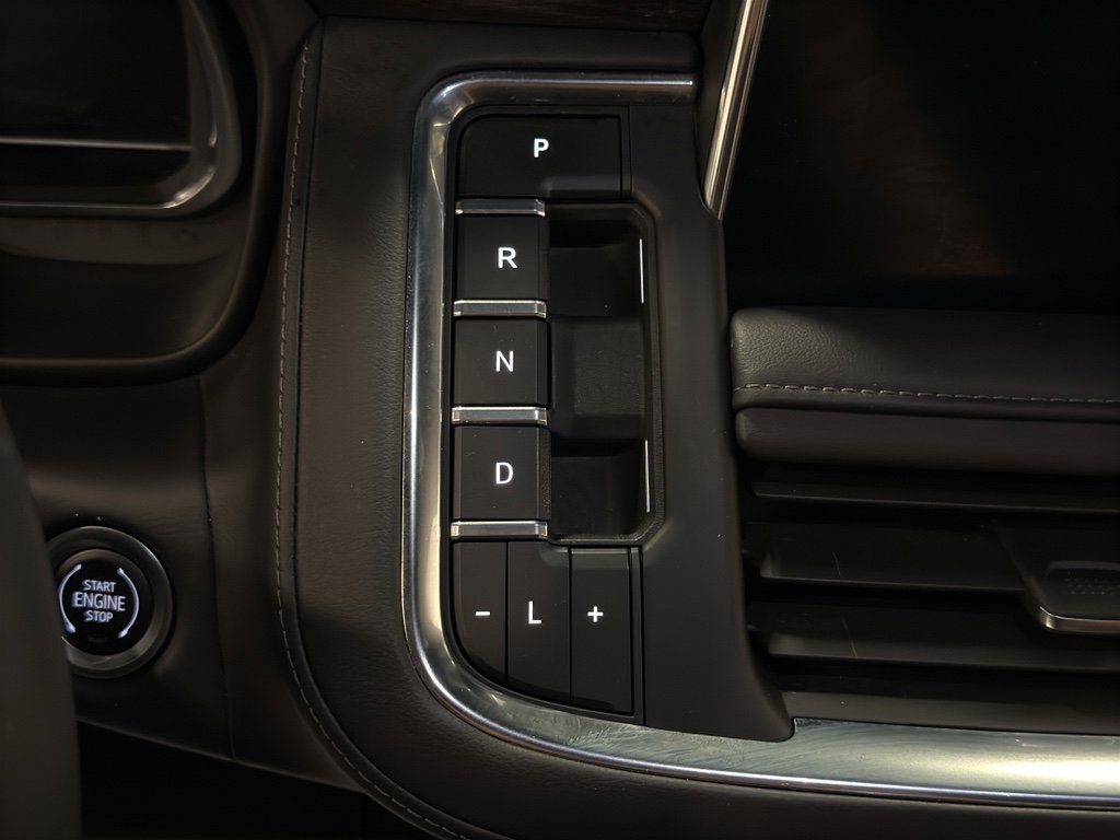 Used 2024 Chevrolet Tahoe LT image 13