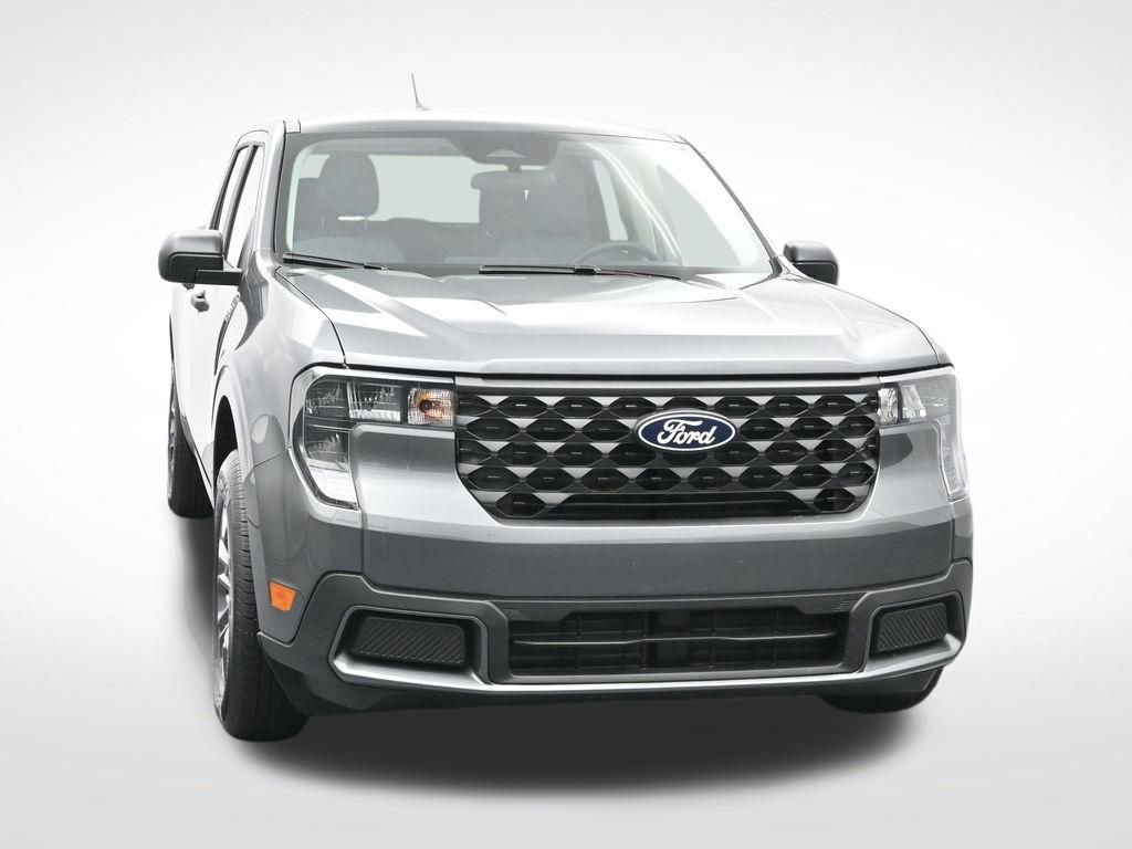 Certified 2025 Ford Ranger XLT w/ Equipment Group 301A High RWD image 3