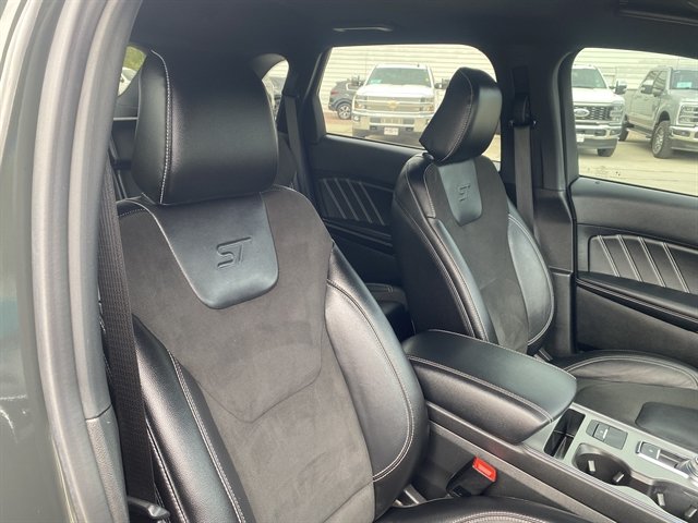 Certified 2023 Ford Edge ST AWD/4WD image 8