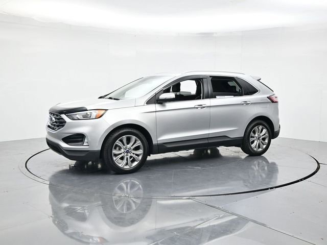 Certified 2019 Ford Edge Titanium image 5