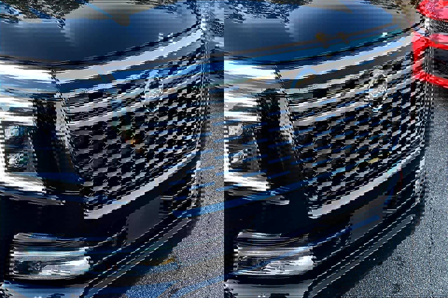 Used 2025 Nissan Armada Platinum Reserve image 29