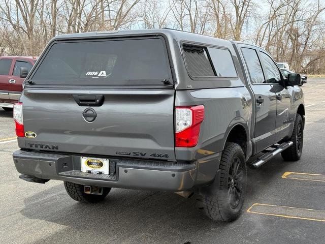 Used 2019 Nissan Titan SV w/ SV Convenience Package image 3