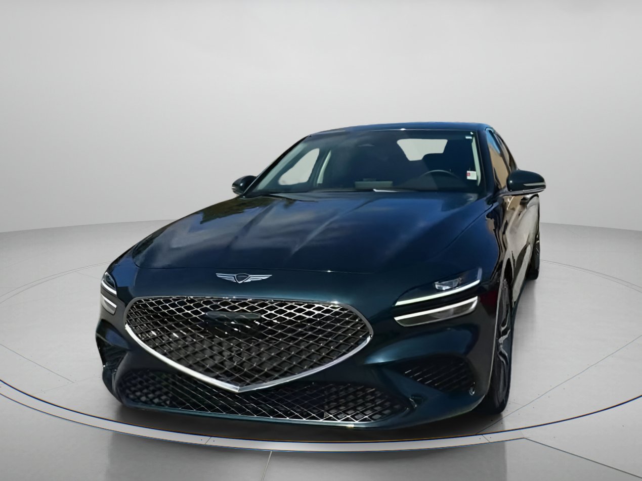 Used 2025 Genesis G70 2.5T image 8