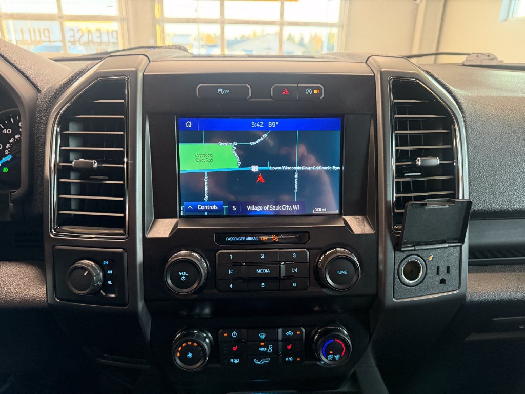 Certified 2019 Ford F150 XLT w/ Equipment Group 302A Luxury AWD/4WD image 33