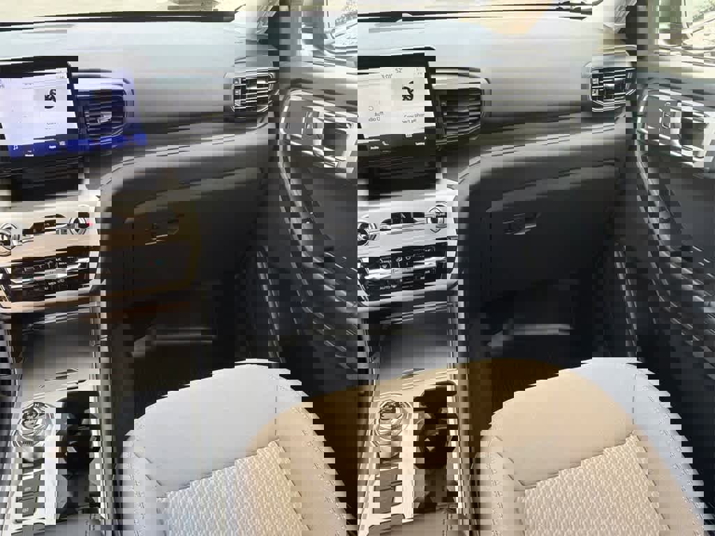 Certified 2024 Ford Explorer Base image 22