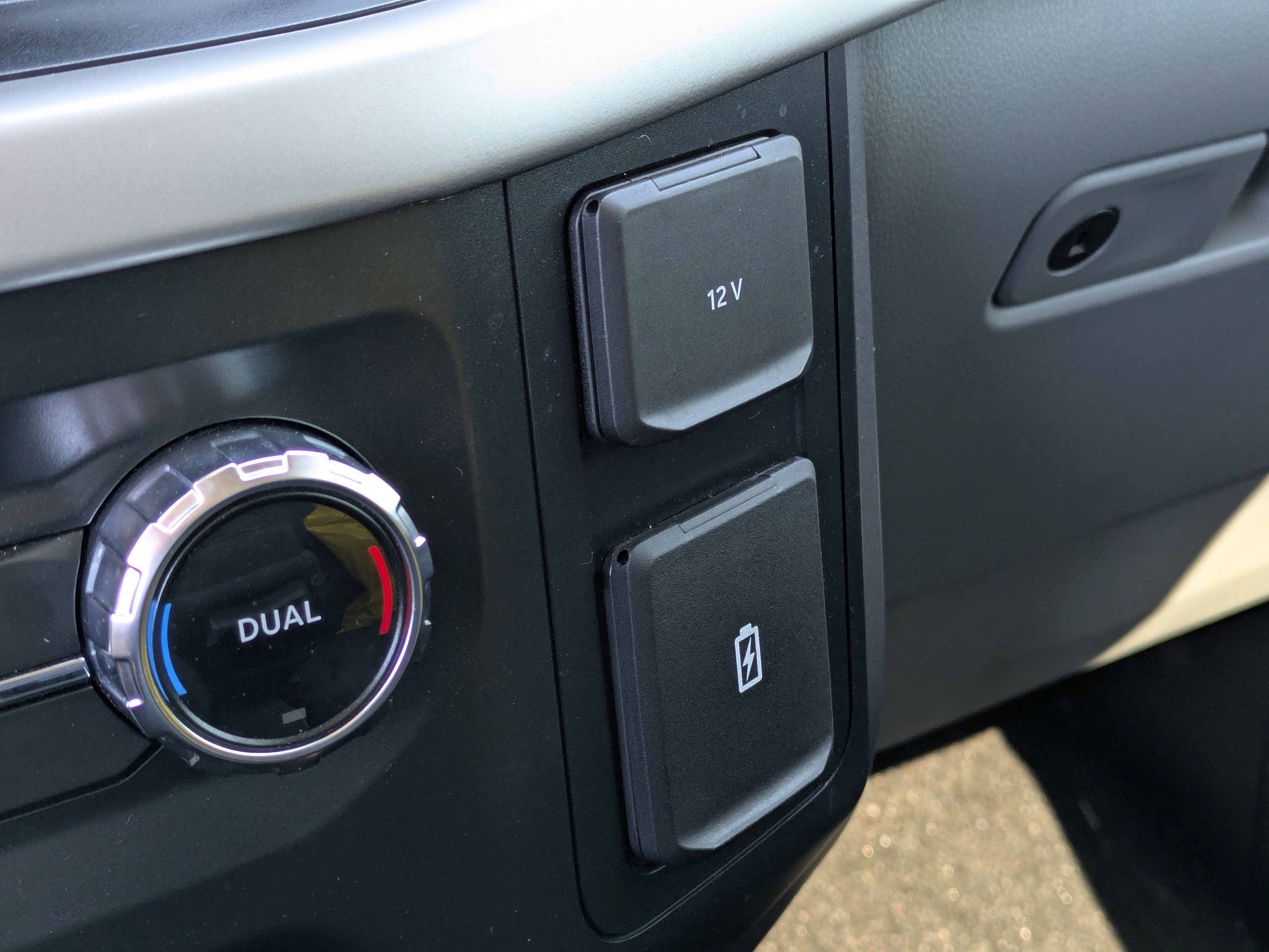 Certified 2022 Ford F150 XLT w/ Equipment Group 301A Mid image 29