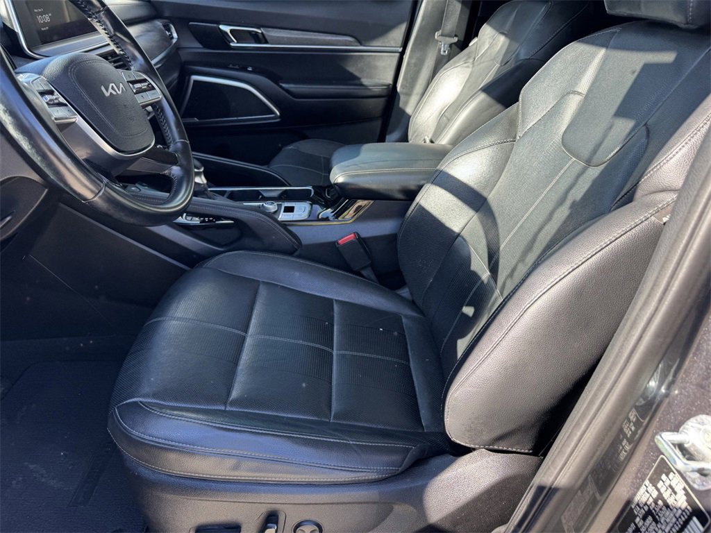 Used 2022 Kia Telluride EX w/ EX Premium Package image 10