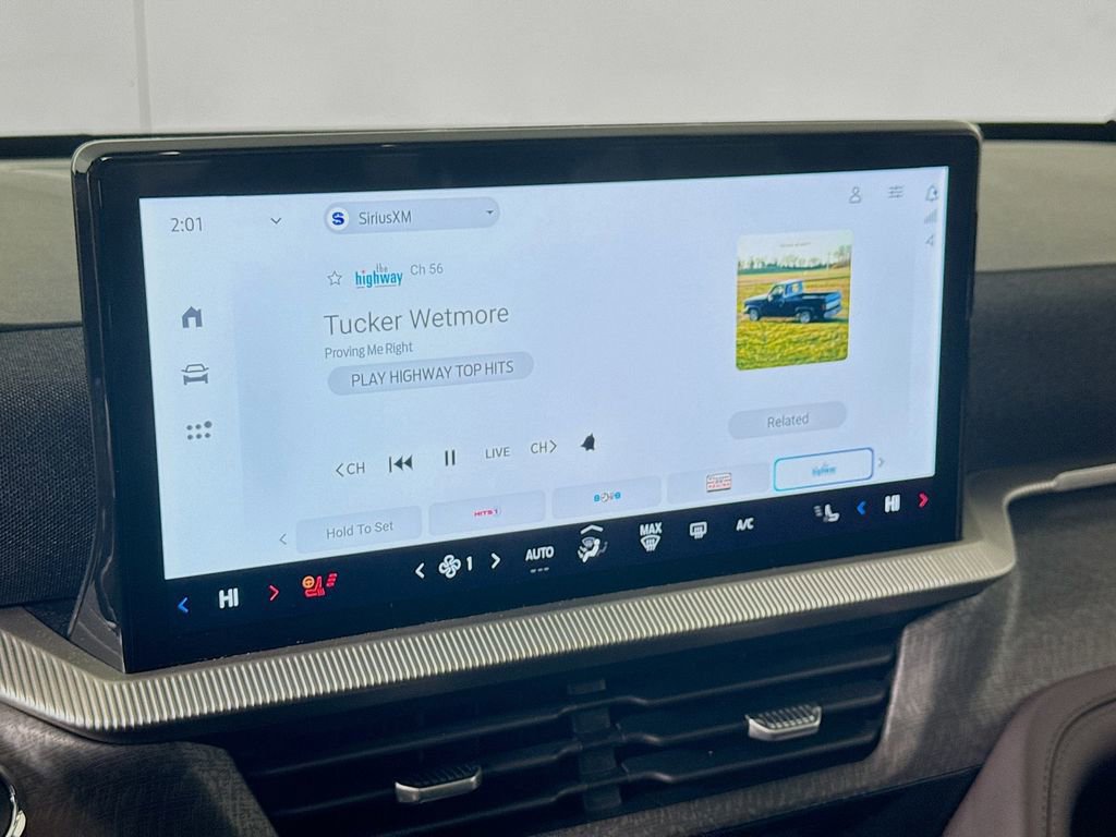 Certified 2025 Ford Explorer Platinum w/ Ultimate Package image 15