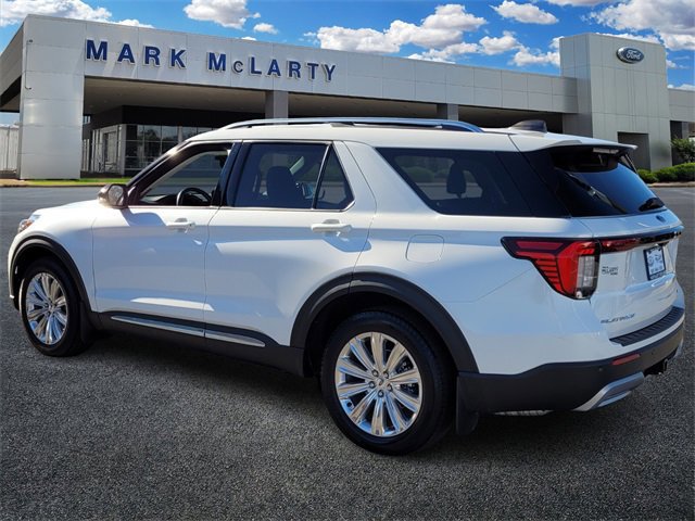 Certified 2025 Ford Explorer Platinum w/ LUX Leather Package image 3