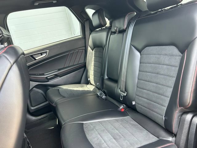 Certified 2023 Ford Edge ST-Line AWD/4WD image 9