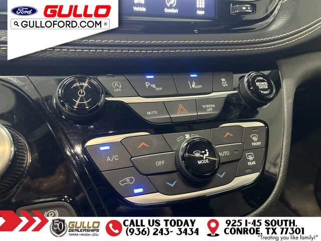 Used 2024 Chrysler Pacifica Limited w/ S Appearance Package FWD image 28