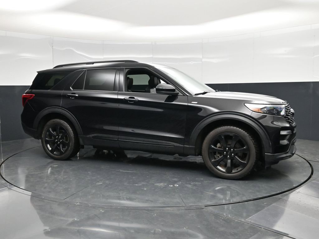 Certified 2023 Ford Explorer ST-Line w/ Class IV Trailer Tow Package AWD/4WD image 3