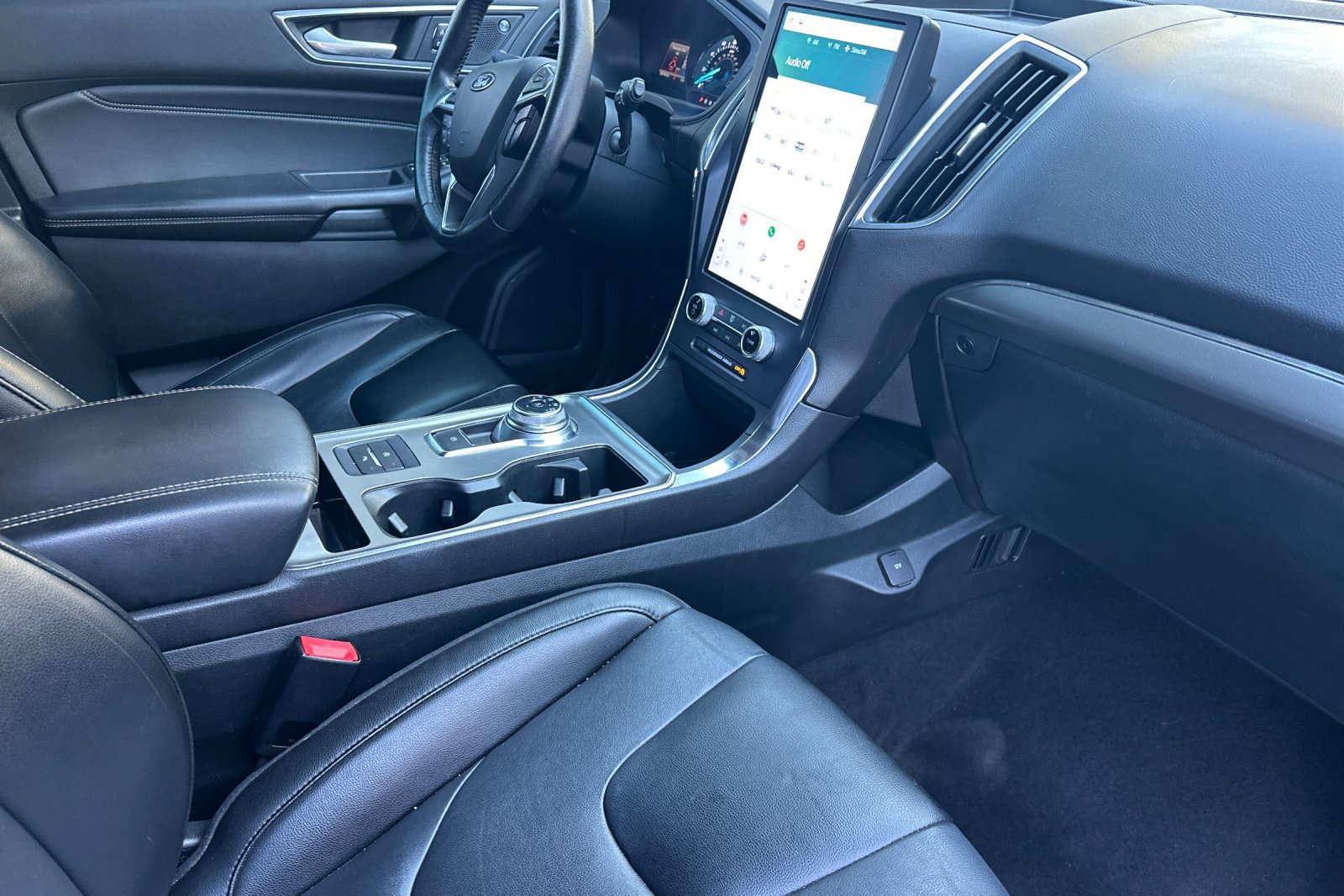 Certified 2022 Ford Edge Titanium AWD/4WD image 15