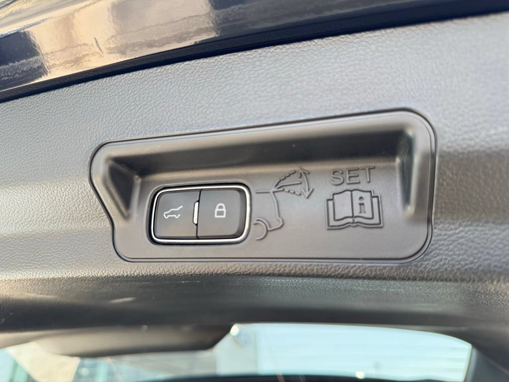 Certified 2023 Ford Explorer XLT w/ Equipment Group 202A AWD/4WD image 42