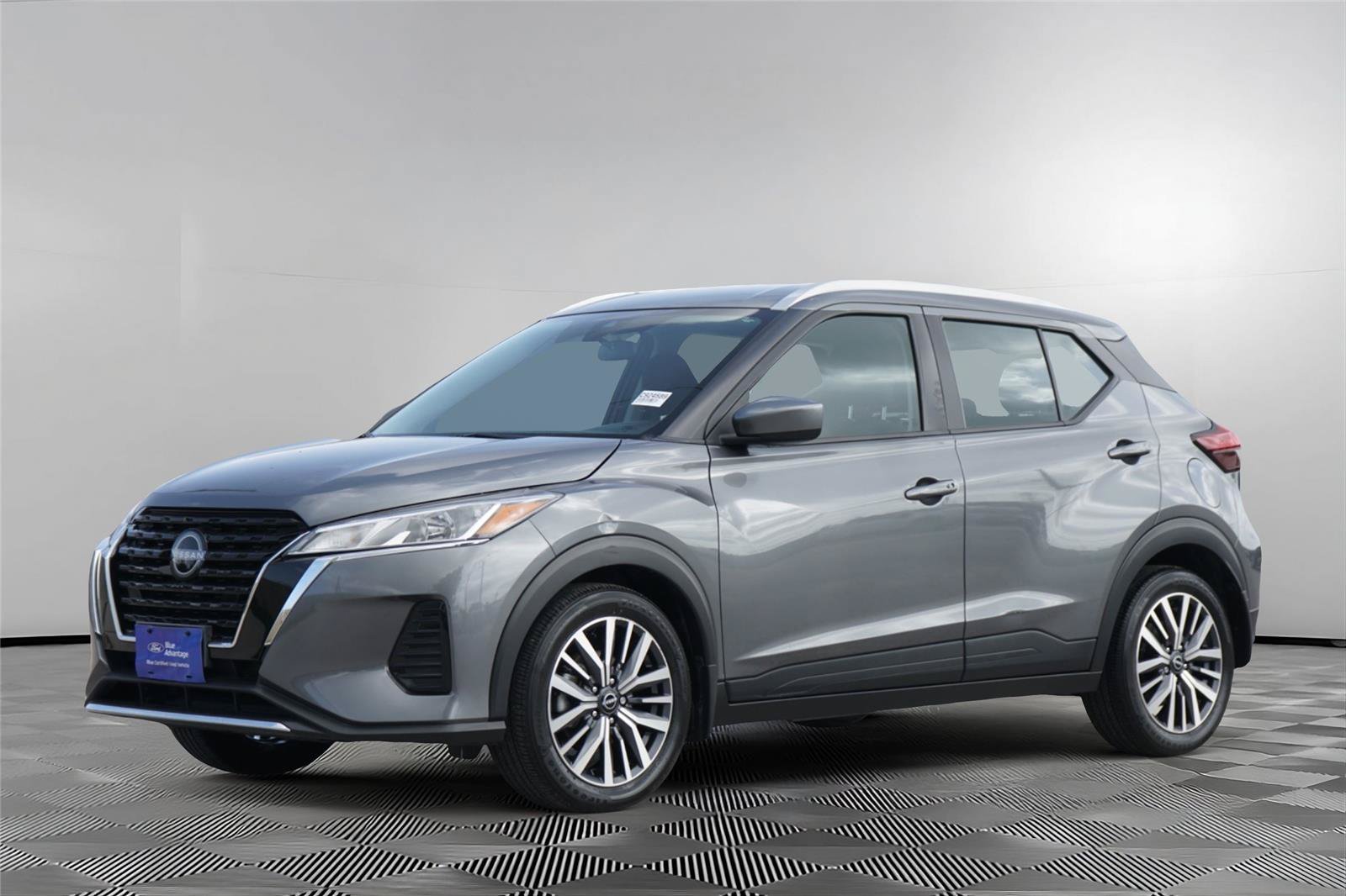 Used 2024 Nissan Kicks SV FWD image 8