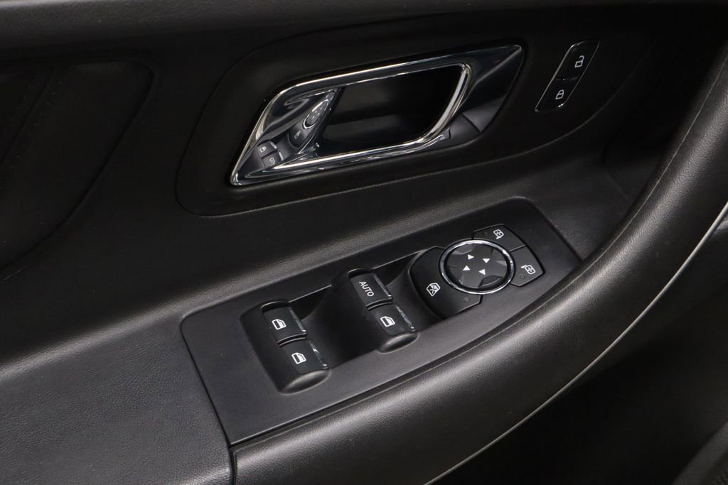 Certified 2018 Ford Taurus SEL image 22