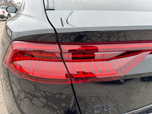 Used 2021 Audi Q8 Prestige w/ Prestige Package image 38