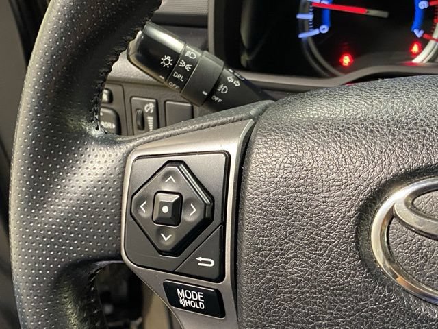 Used 2018 Toyota 4Runner SR5 Premium AWD/4WD image 40