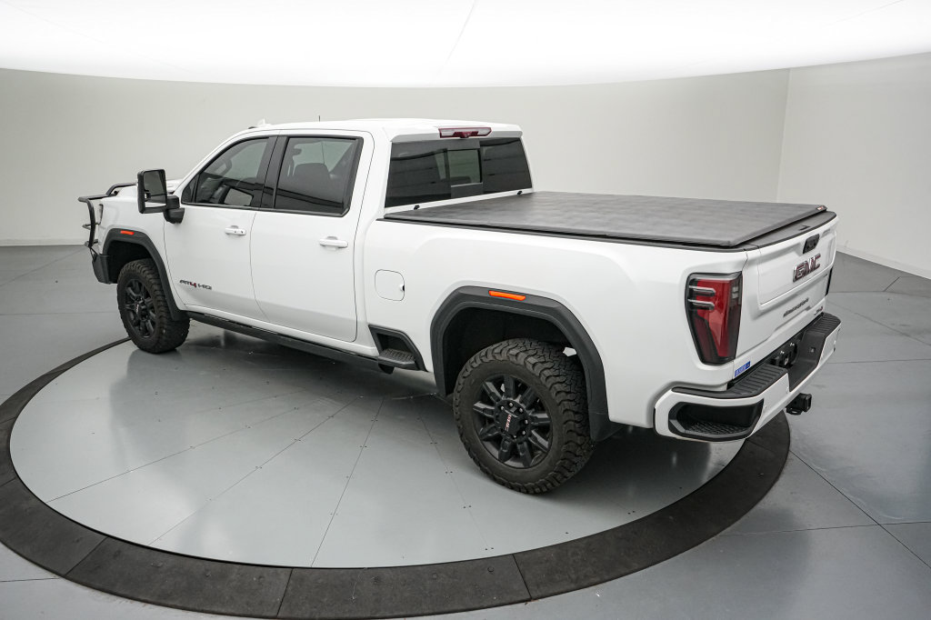 Used 2024 GMC Sierra 2500 AT4 w/ AT4 Premium Plus Package AWD/4WD image 7