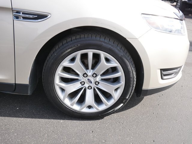 Certified 2018 Ford Taurus Limited FWD image 6