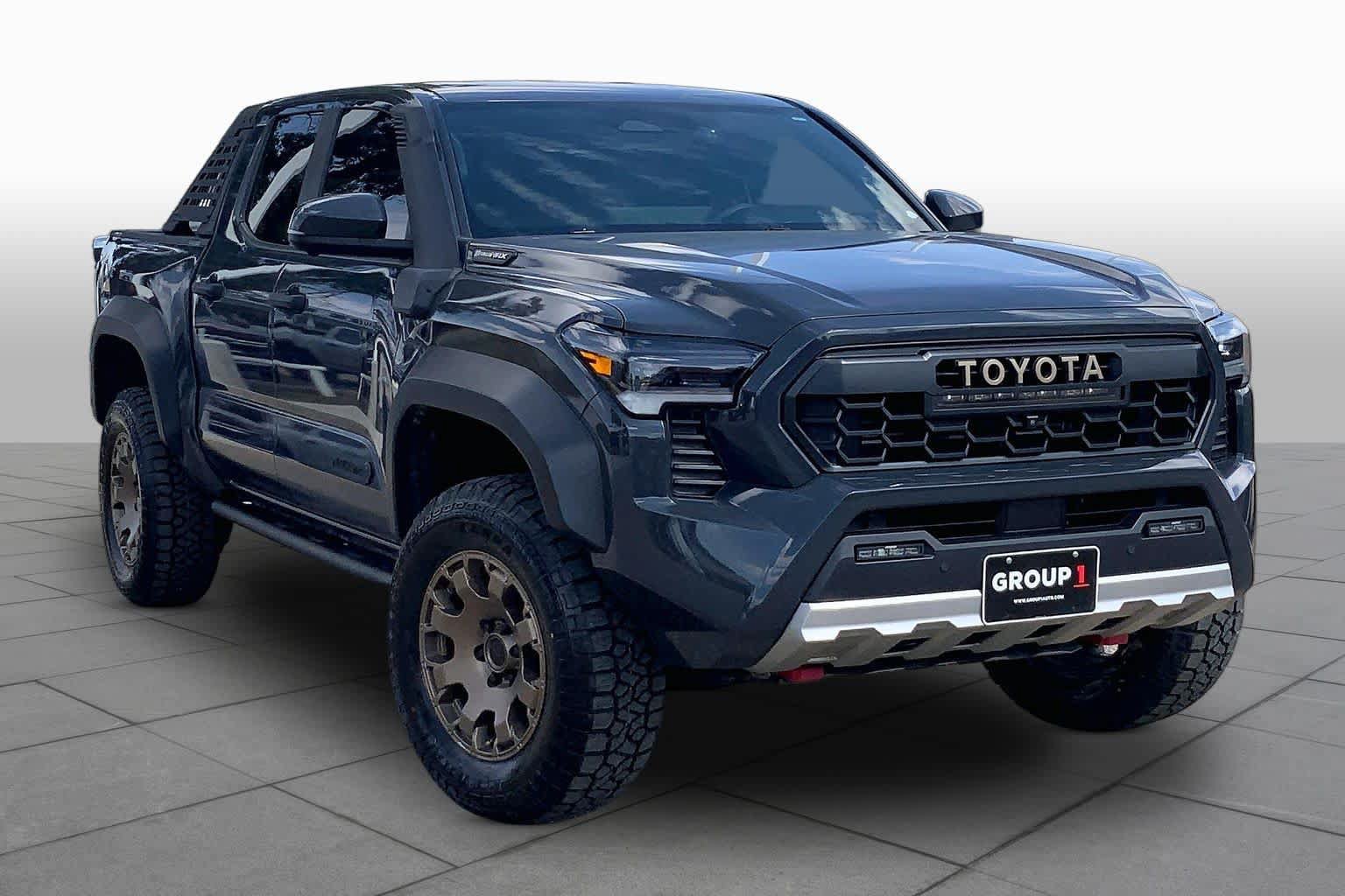 Used 2025 Toyota Tacoma 4x4 Double Cab Hybrid image 3