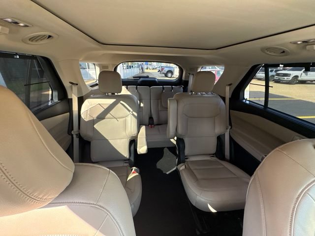 Certified 2023 Ford Explorer XLT w/ Equipment Group 202A RWD image 28