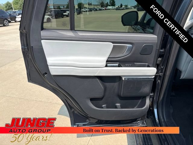 Certified 2025 Ford Expedition Platinum w/ Driver's Package AWD/4WD image 16