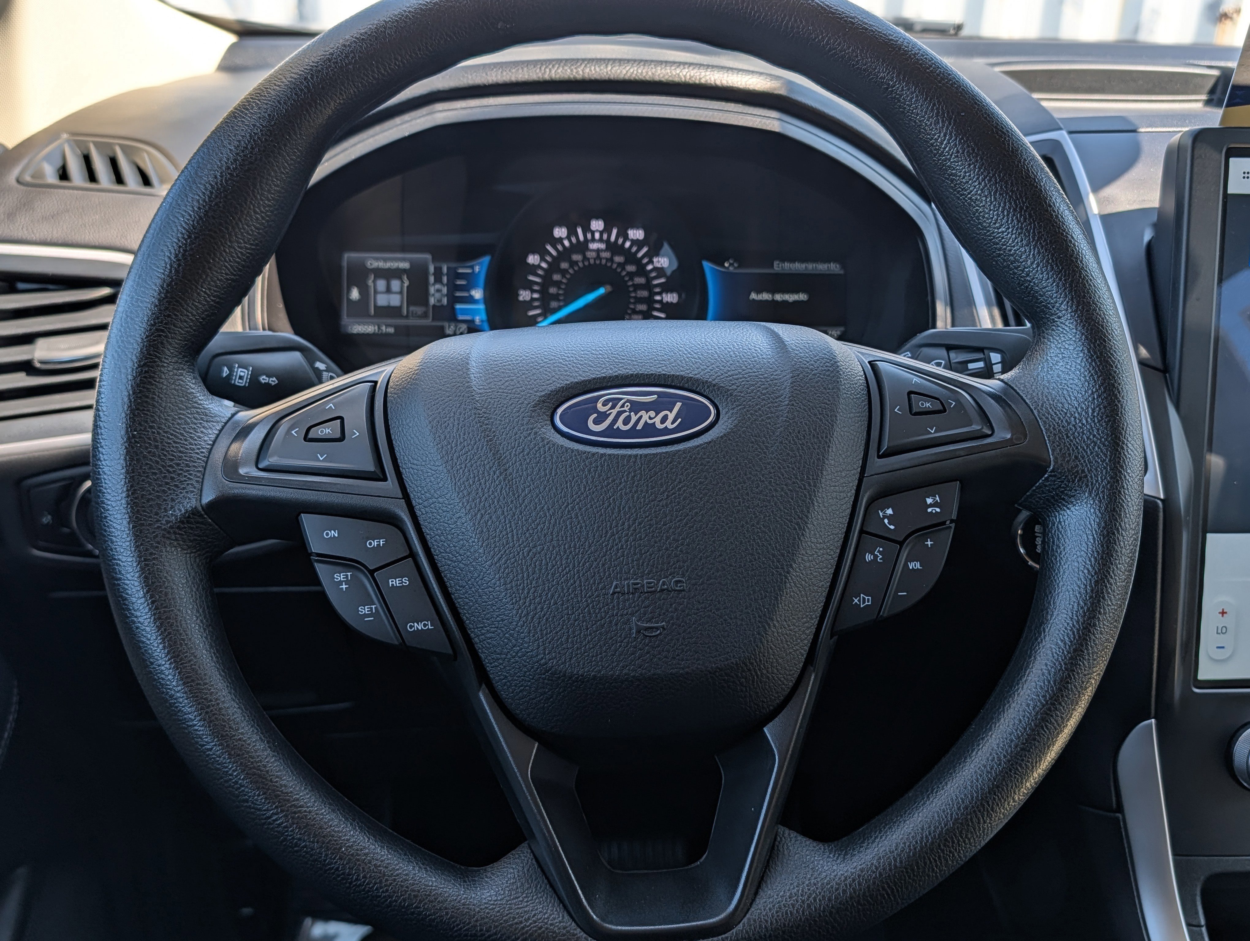 Certified 2024 Ford Edge SE image 26