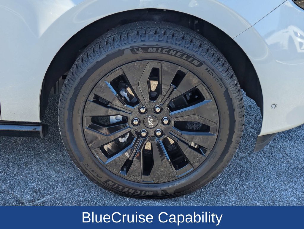 Certified 2025 Ford Expedition Max Platinum w/ Stealth Appearance Package AWD/4WD image 11