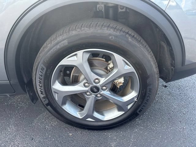 Certified 2026 Ford Escape ST-Line AWD/4WD image 11