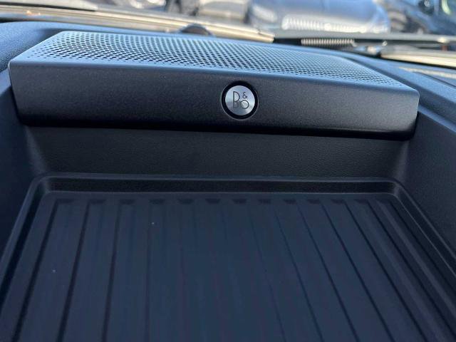 Certified 2019 Ford F150 Lariat w/ Equipment Group 502A Luxury image 25