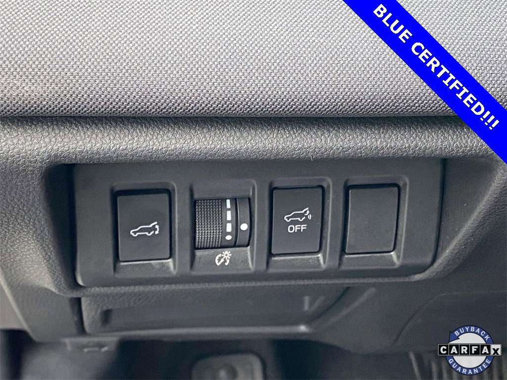 Used 2023 Subaru Outback Premium image 16