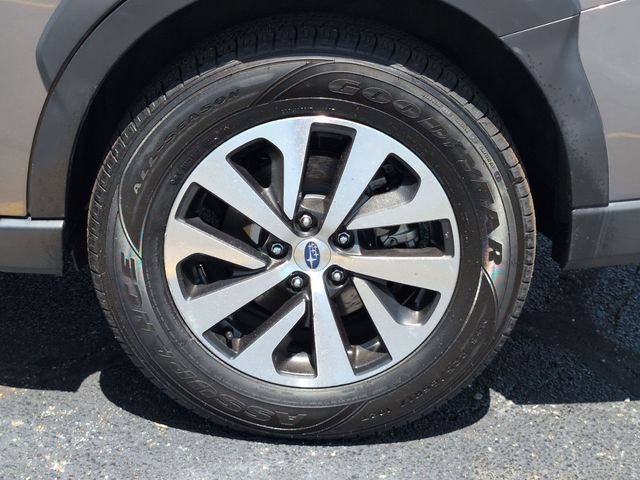 Used 2024 Subaru Outback Premium AWD/4WD image 10