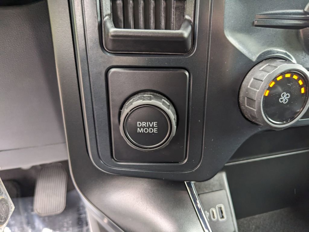 Certified 2025 Ford F150 STX image 26