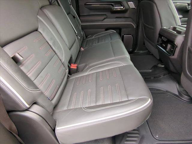 Used 2024 GMC Sierra 1500 AT4X AWD/4WD image 18