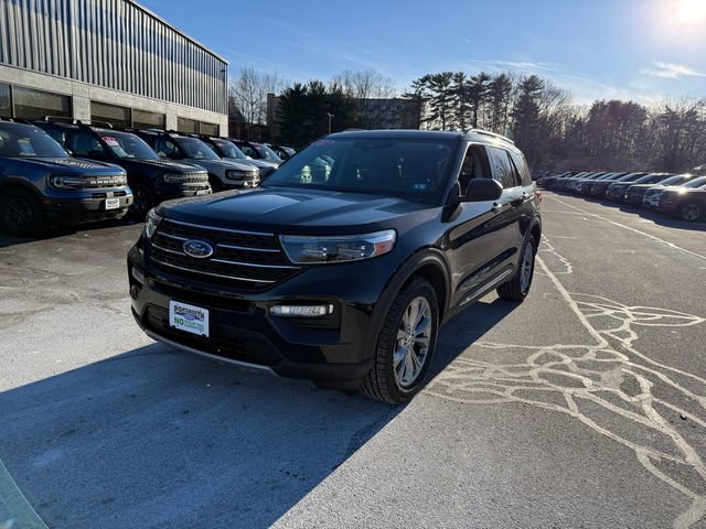 Certified 2022 Ford Explorer XLT w/ Equipment Group 202A image 12