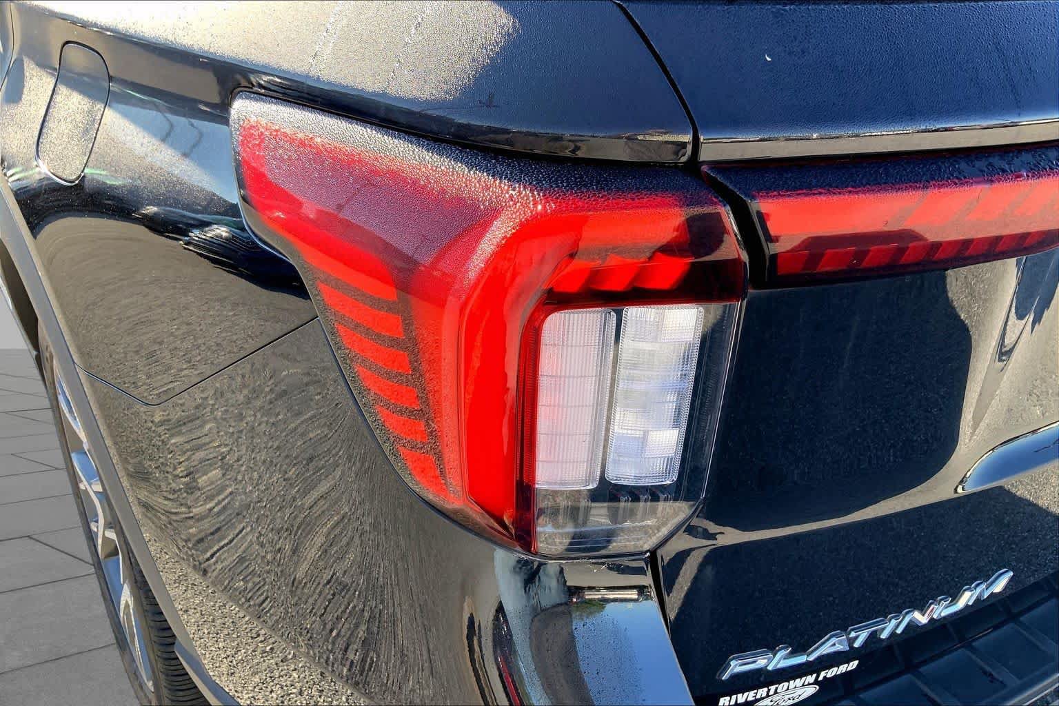 Certified 2025 Ford Explorer Platinum w/ Ultimate Package RWD image 27