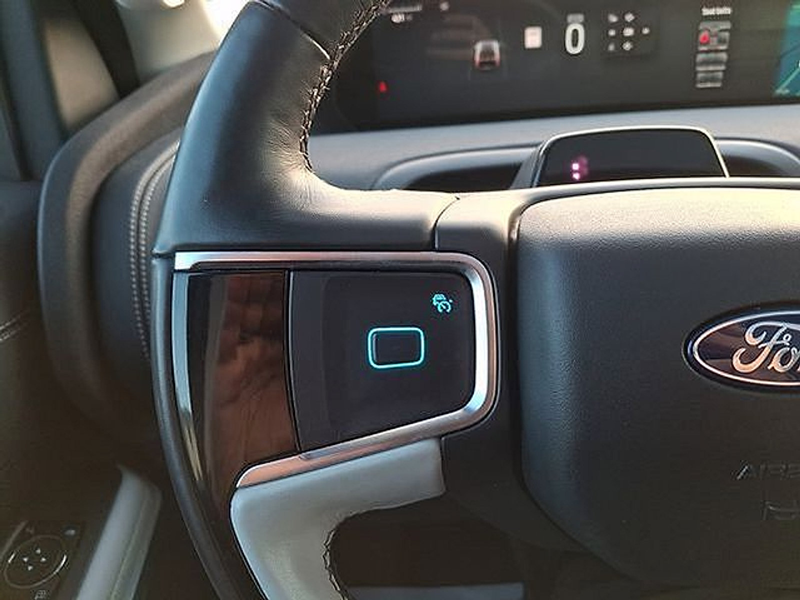 Certified 2025 Ford Expedition Max Platinum AWD/4WD image 26
