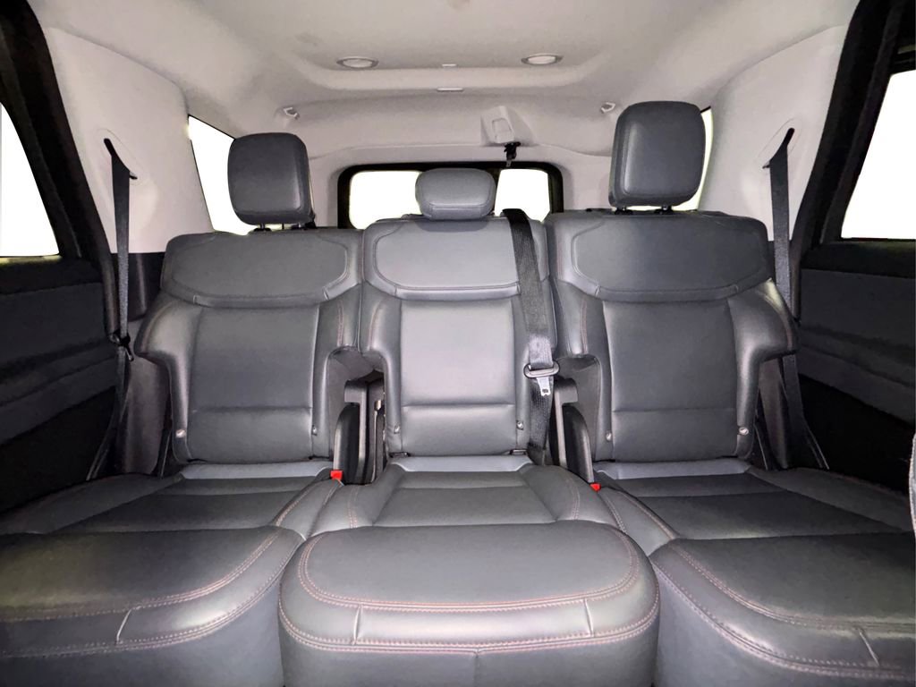 Certified 2025 Ford Expedition Active AWD/4WD image 23