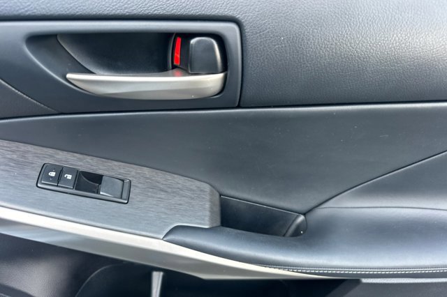 Used 2019 Lexus IS 300 F Sport image 20
